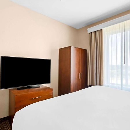 Comfort Inn & Suites Grenada Luaran gambar