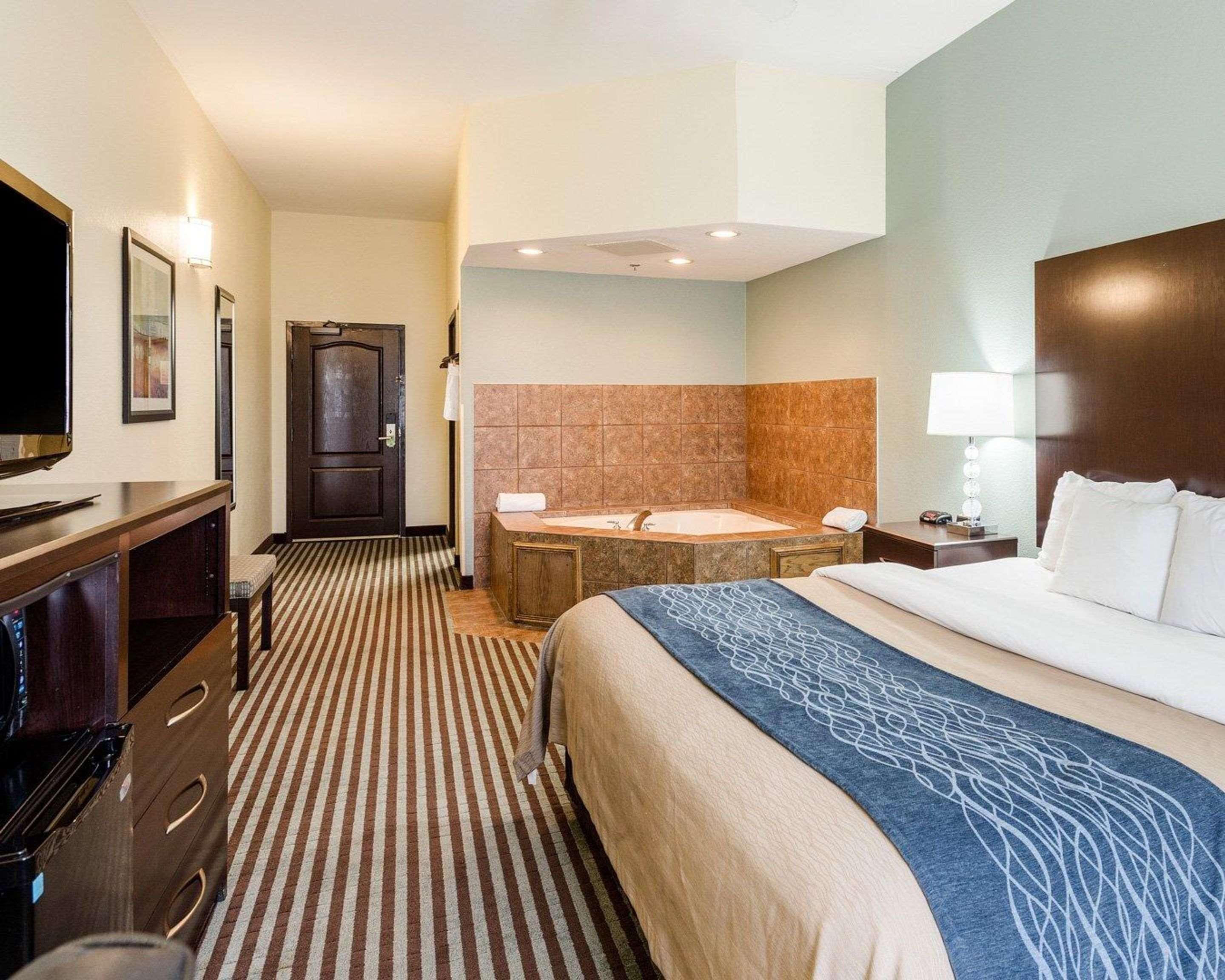 Comfort Inn & Suites Grenada Luaran gambar