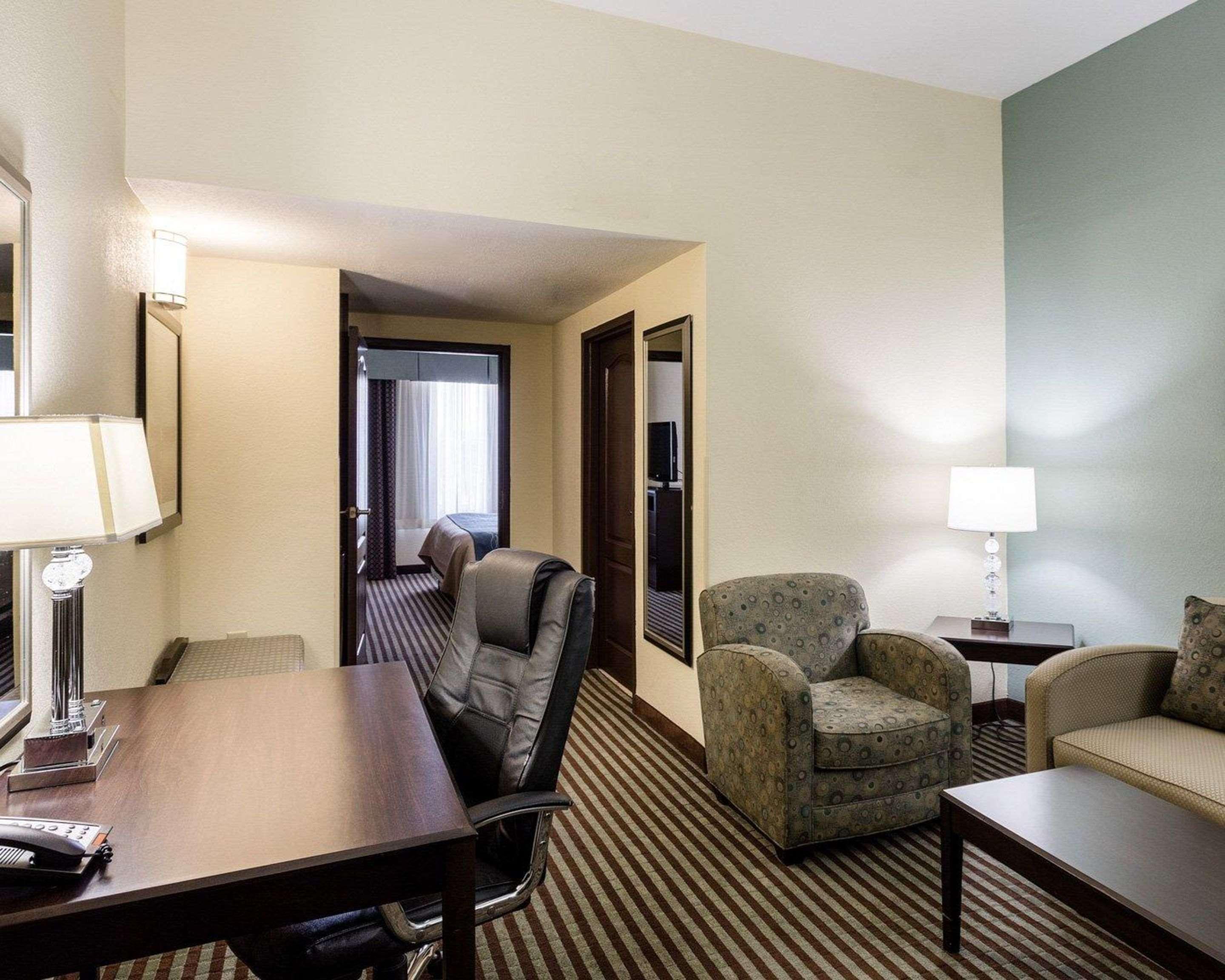 Comfort Inn & Suites Grenada Luaran gambar