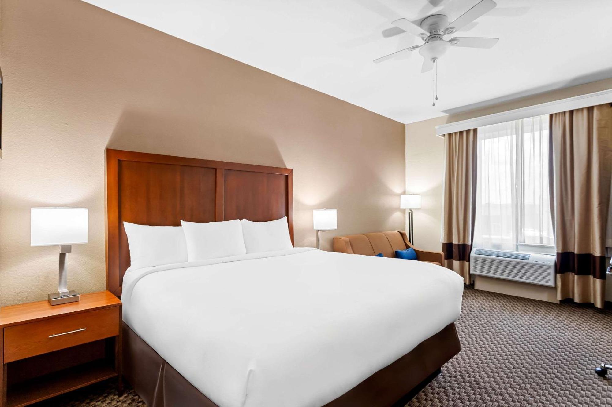 Comfort Inn & Suites Grenada Luaran gambar